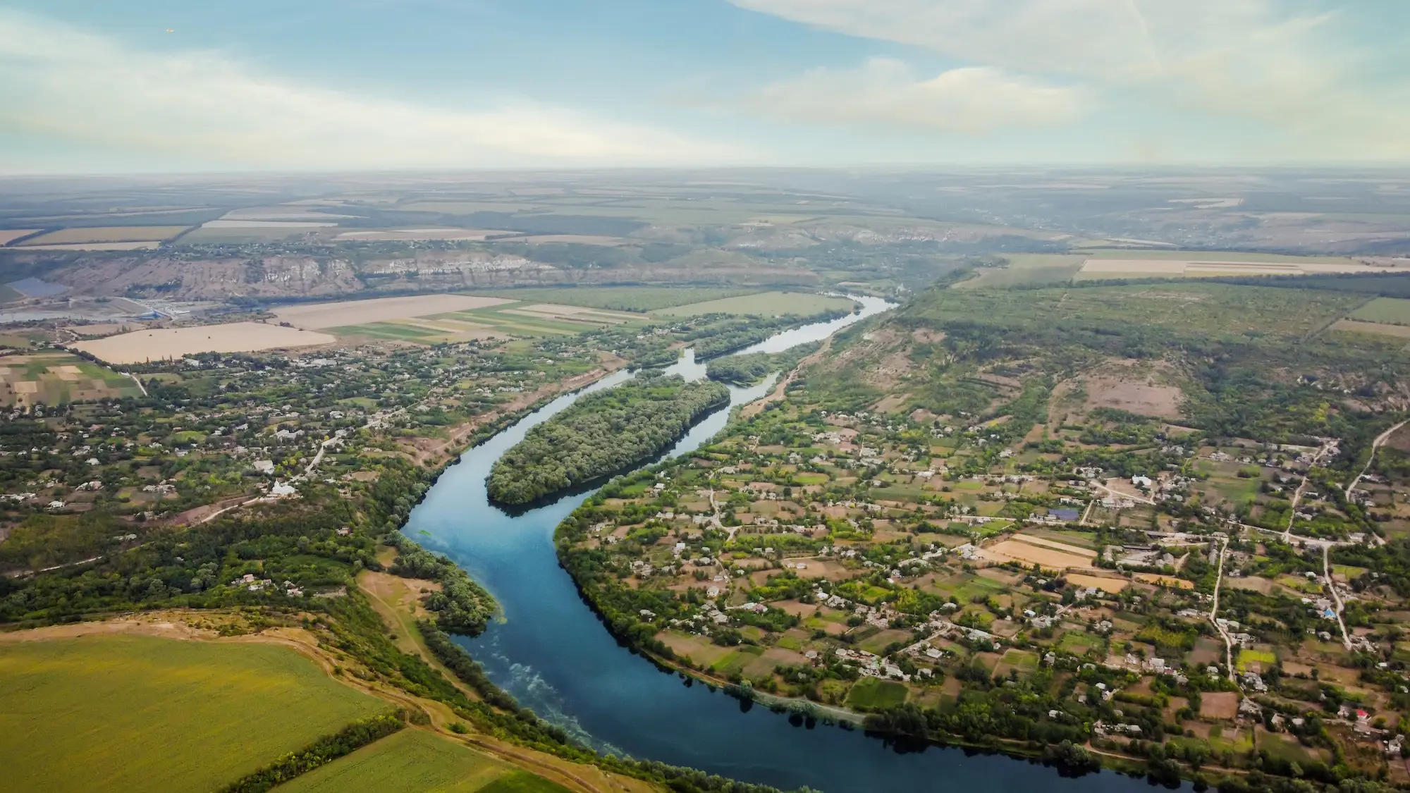 El lugar importa vista aérea de territorio complejo